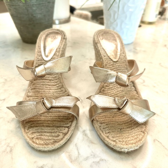 ALEXANDRE BIRMAN Clarita Demi Wedge Golden Raffia Espadrille Wedge Mules Size 37 - Picture 10 of 11